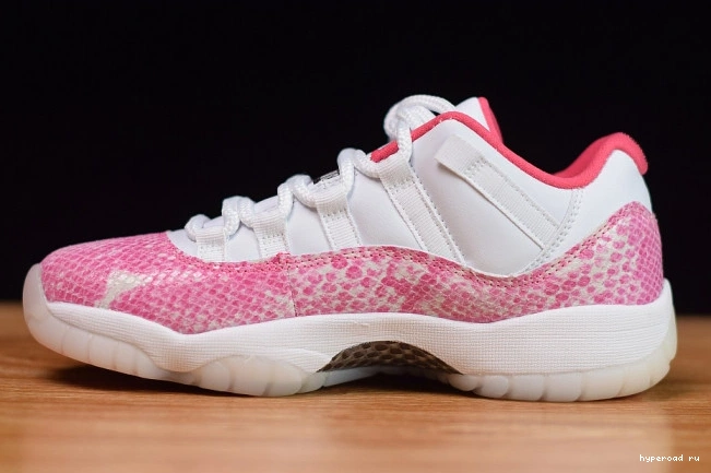 Air AH7860-106 Pink Snakeskin WMNS 11 Low Jordan 1022